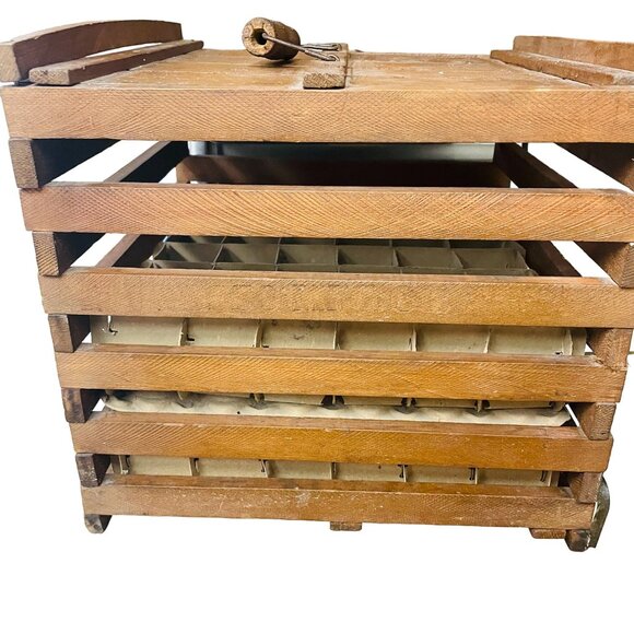 Vintage Wooden Egg Crate Carrier Storage Box With Handle Brown Farmhouse - Picture 3 of 6